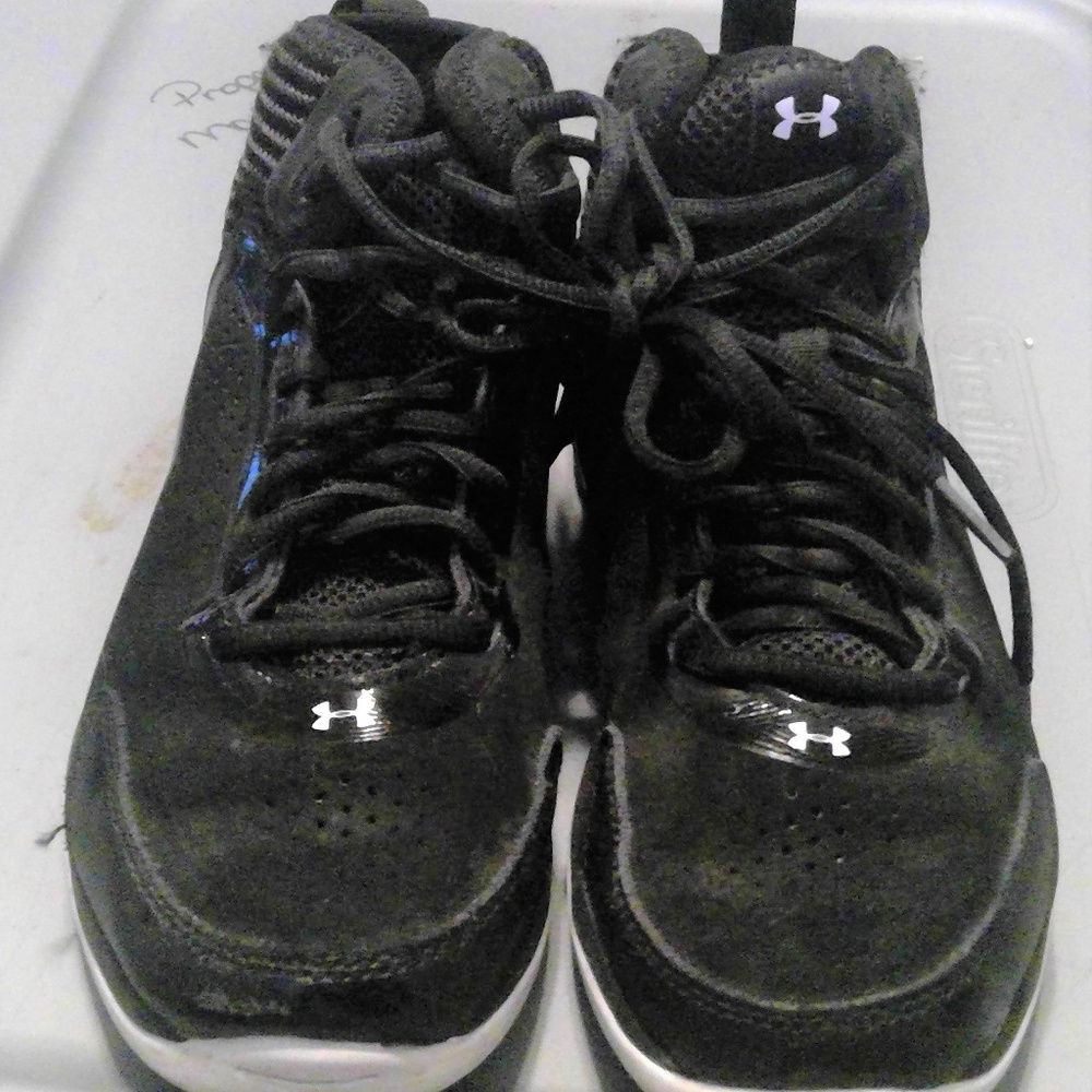 Under Armour Basketball Shoes
